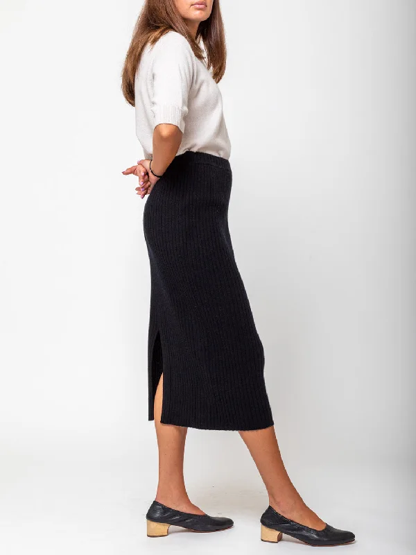 Ribbed Cashmere Skirt - Black