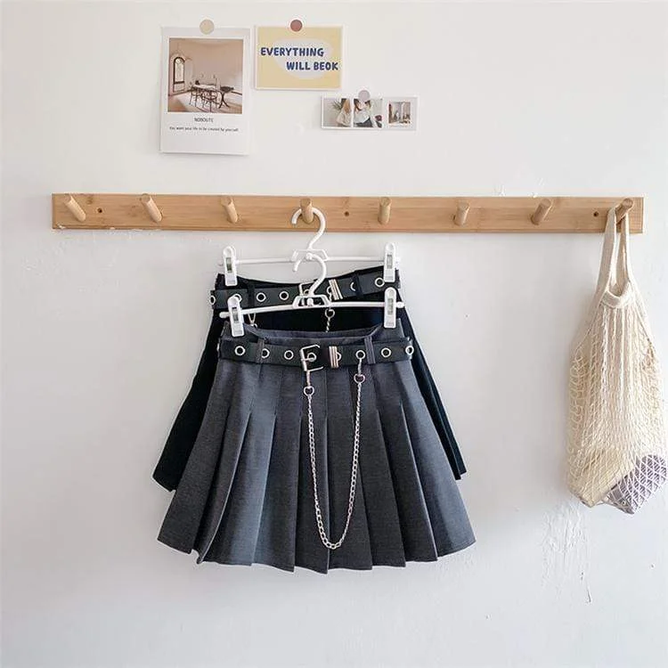 Women's Punk Pleated Skirts Waist Belt And Chain